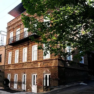 4* Otel The 10